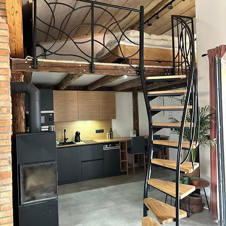 Apartman Luxusny S Velkou Terasou Garamfő