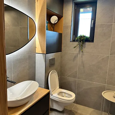 Luxusny S Velkou Terasou Apartman